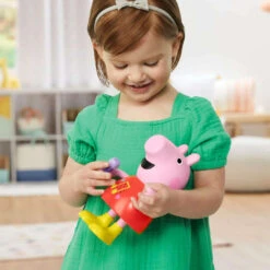 Peppa Pig Talk & Sing Peppa -TOYS'N'TUCK SALE 527880 ce1e07eb 94df 43a9 bb29 ac3e5c822565